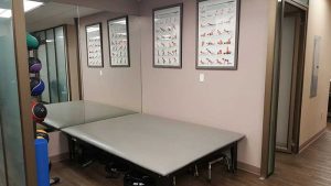 Chiropractic, Massage Room | Pain Doctors Brooklyn NYC