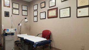 Chiropractic, Massage Room | Pain Doctors Brooklyn NYC